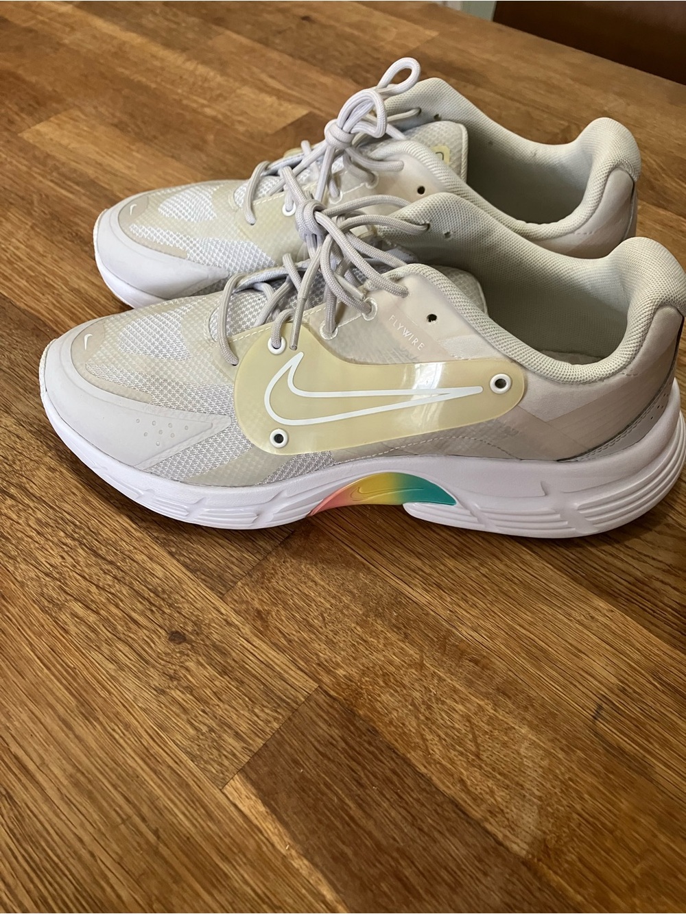Nike alphina 5000 vast grey/white sail size 11 women’s sneakers